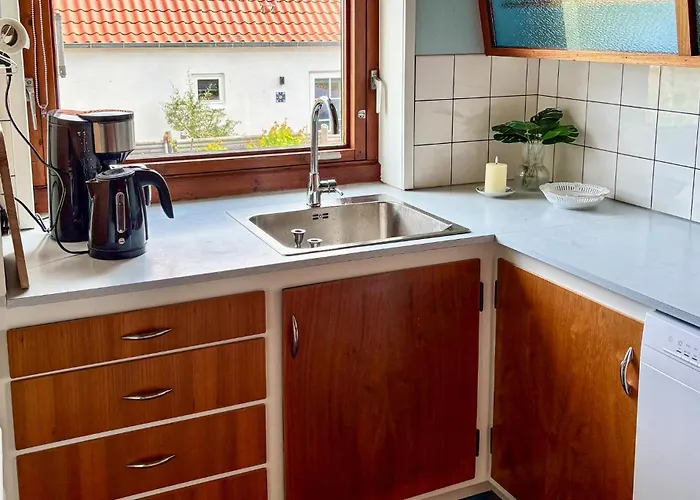 3 Bedroom Lovely In Hébergement de vacances Strandby