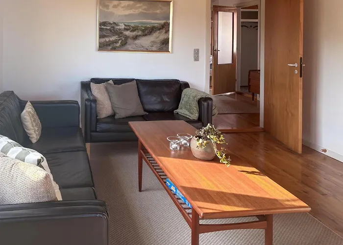3 Bedroom Lovely In Hébergement de vacances *