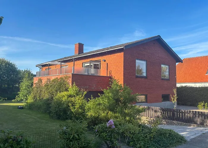 3 Bedroom Lovely In
